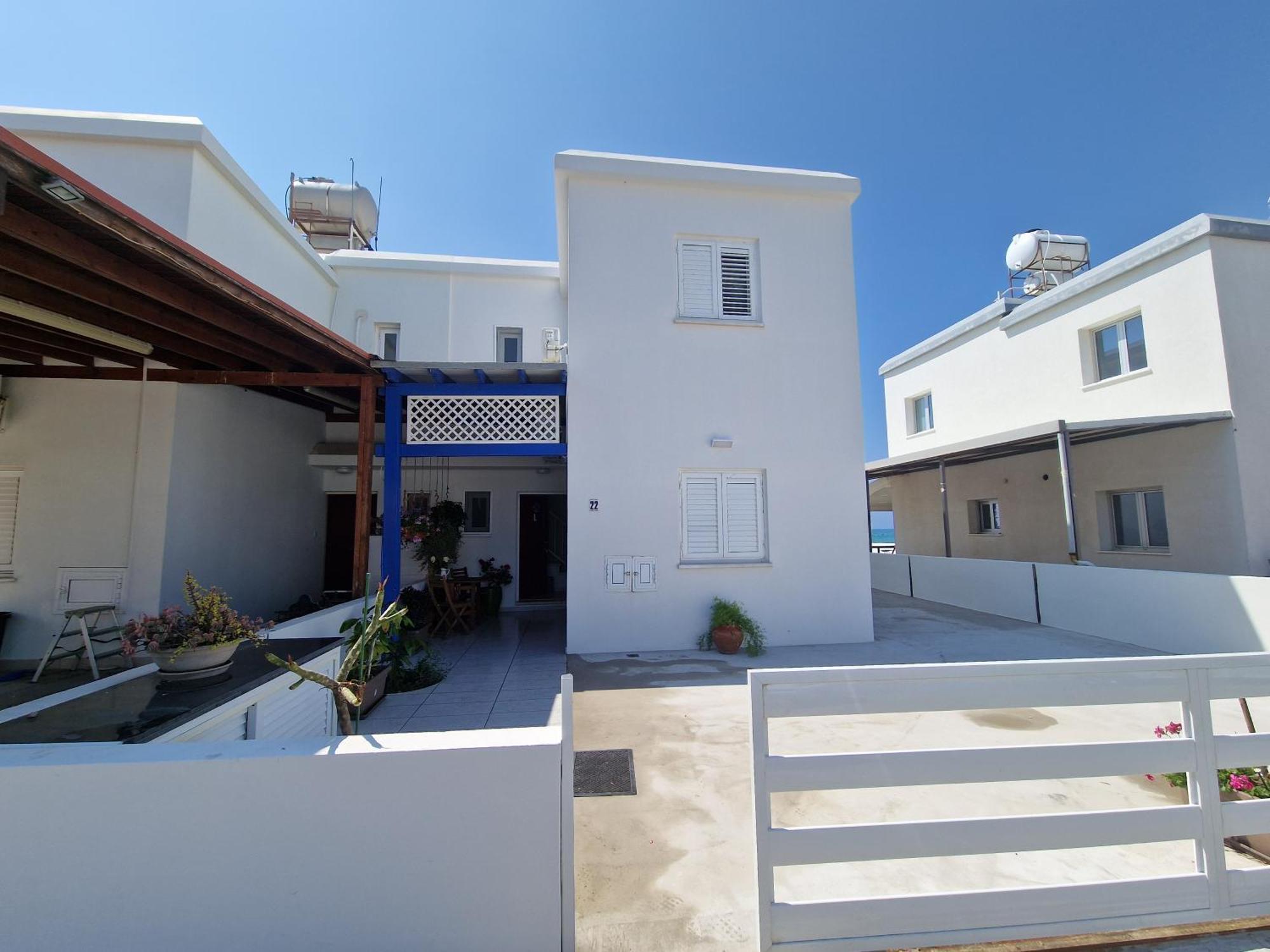 Ammos Beachfront Villa Paradise Larnaka Exterior foto