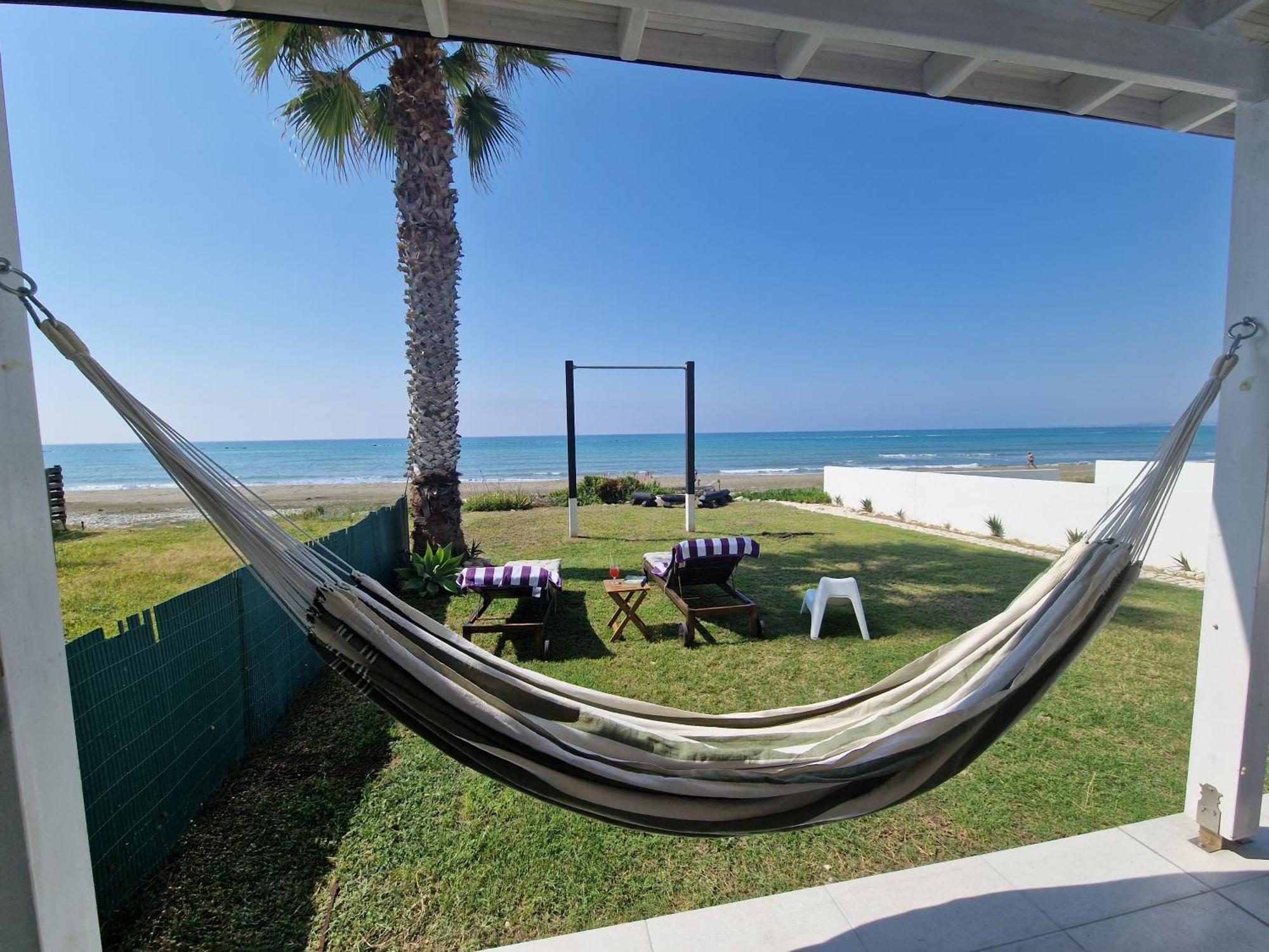 Ammos Beachfront Villa Paradise Larnaka Exterior foto