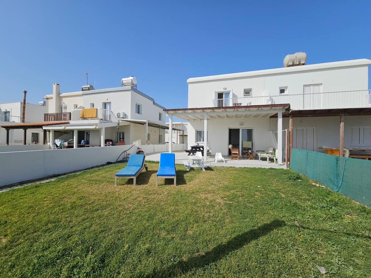 Ammos Beachfront Villa Paradise Larnaka Exterior foto